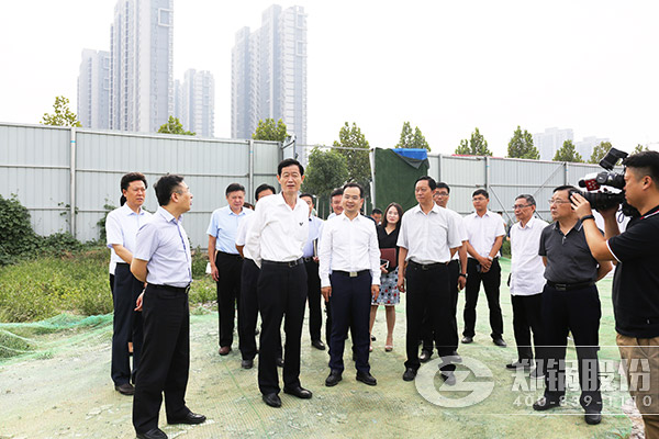 郑州市领导一行视察指导郑锅产业园项目